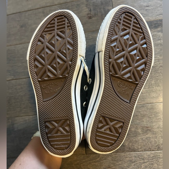 Converse - Picture 3 of 5